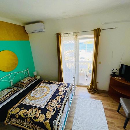 Apartments Esperanza Pašman Buitenkant foto