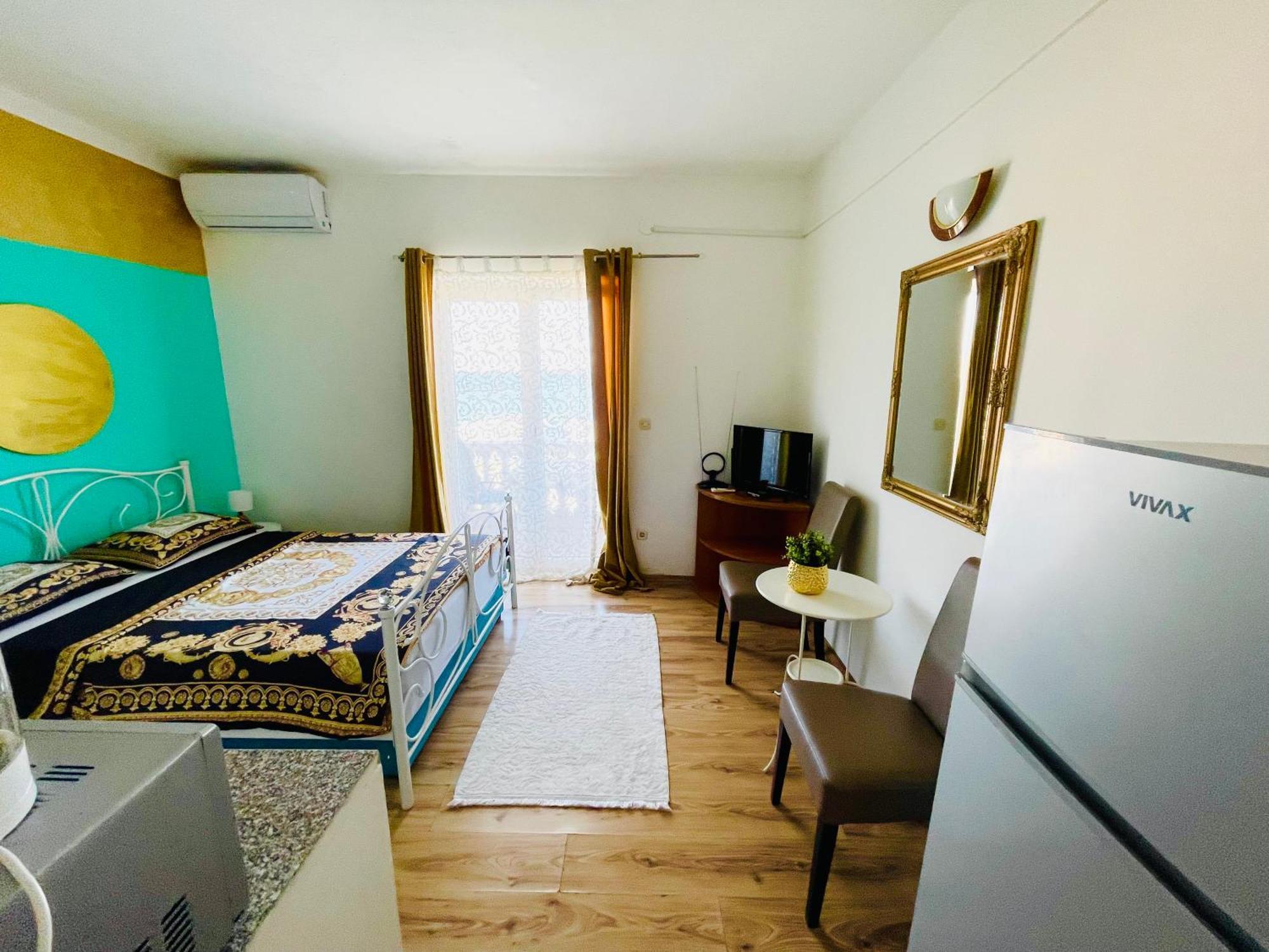 Apartments Esperanza Pašman Buitenkant foto